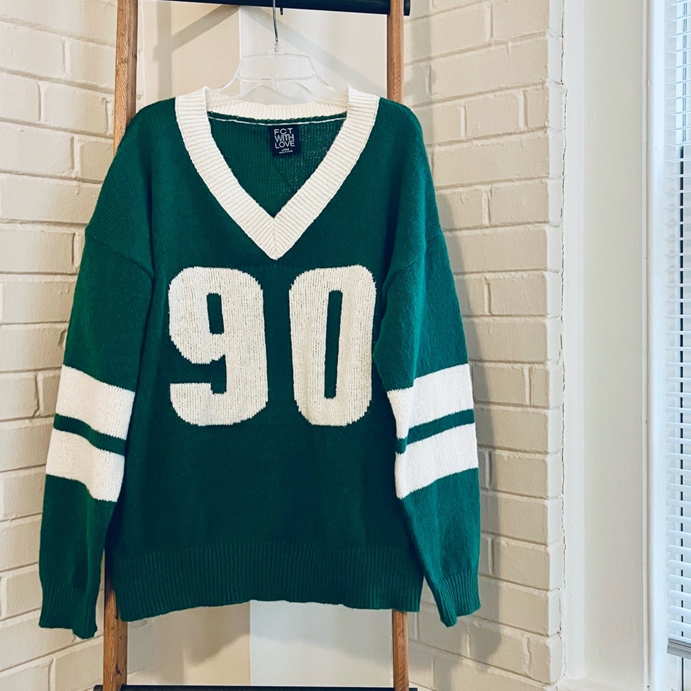 Juniors Sweater
